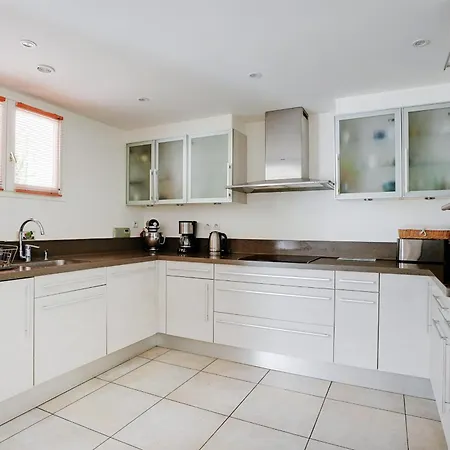מלון Jeanne D'arc - Patay Beautiful House 4*